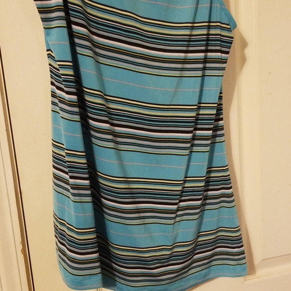 Worthington Top - Picture 3 of 3